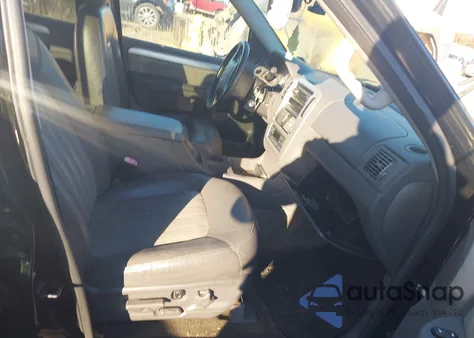 2003 Mercury Mountaineer из США, поврежденный, VIN 4M2DU86W83UJ14318